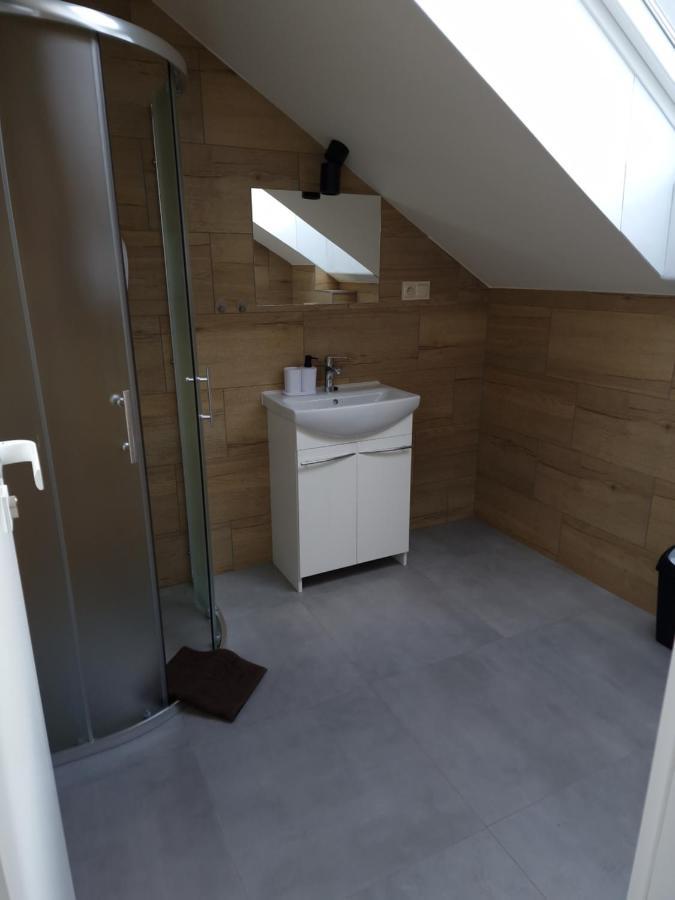 Bird House Hotel Presov Bagian luar foto