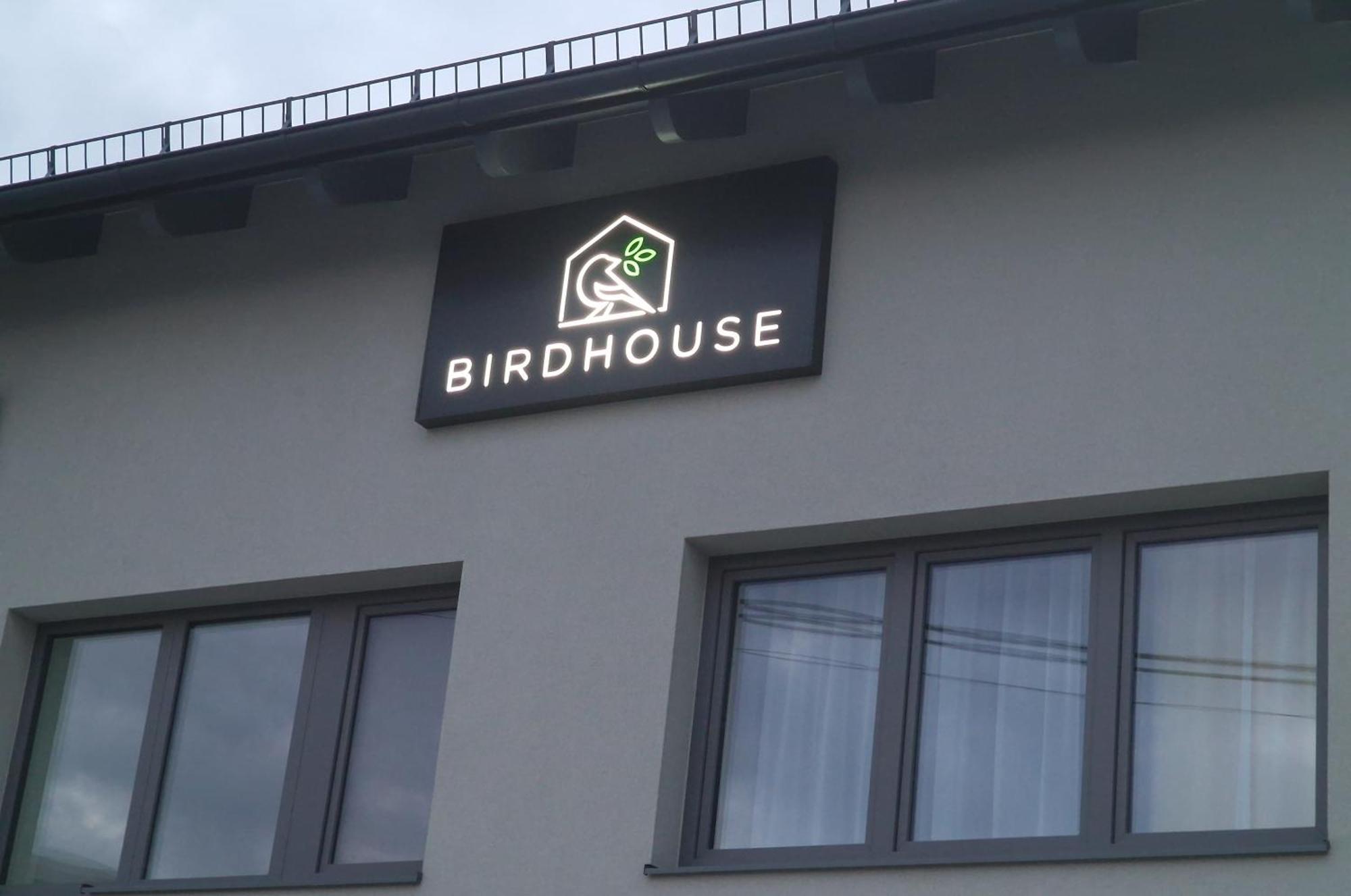 Bird House Hotel Presov Bagian luar foto