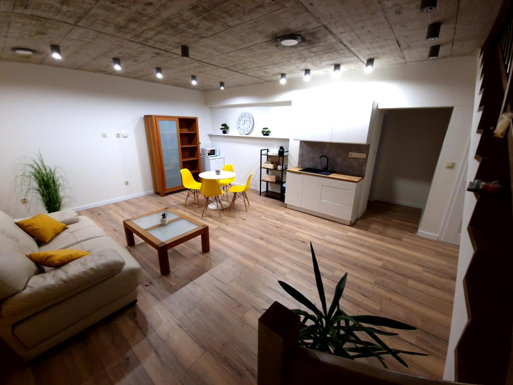 Bird House Hotel Presov Bagian luar foto